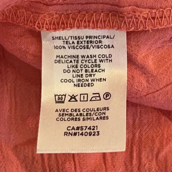 LOFT Insert Dotted Crepe Balloon Sleeve Top Blouse - Picture 9 of 10